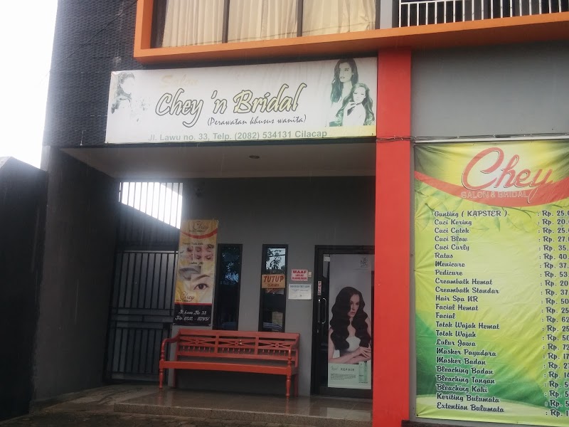 Rambut Berkilau, Hati Bahagia di Cilacap